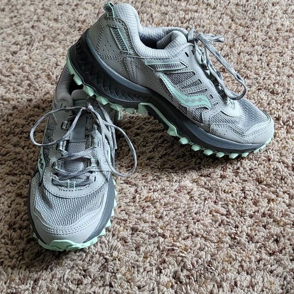 Saucony Shoes - Picture 2 of 10